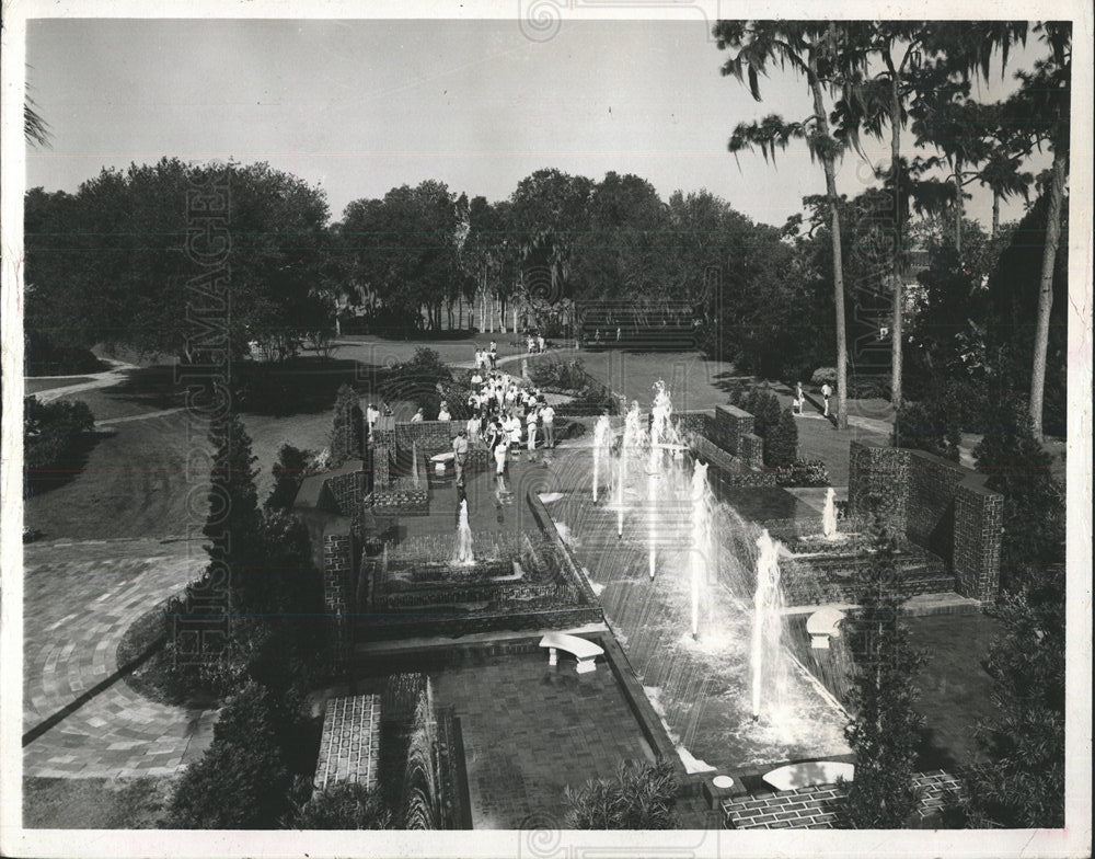 1975 Press Photo Cypress Gardens - Historic Images