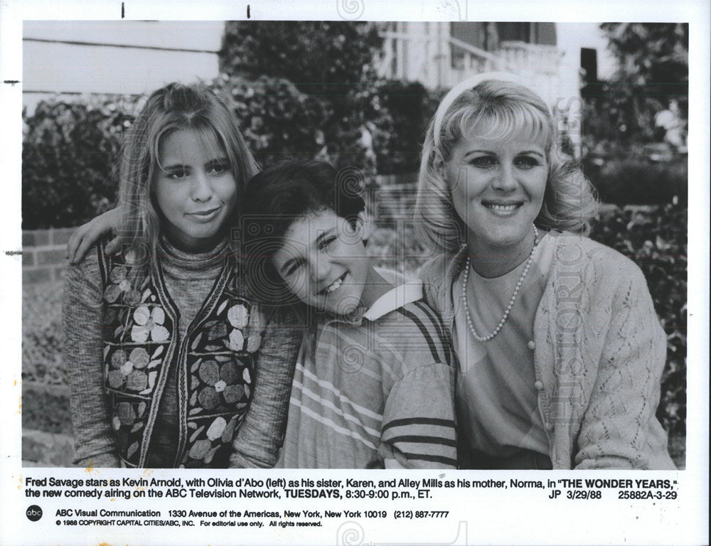 1988 Press Photo Olivia D&#39;Abo Stars In The Wonder Years - Historic Images