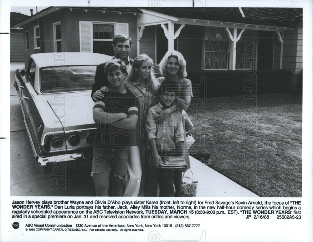 1990 Press Photo Jason Hervey Wayne Karen Fred Savage - Historic Images