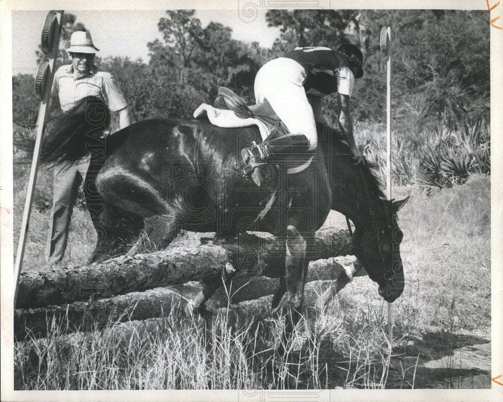 1970 Press Photo Judy Fannin Rides Windsong - Historic Images