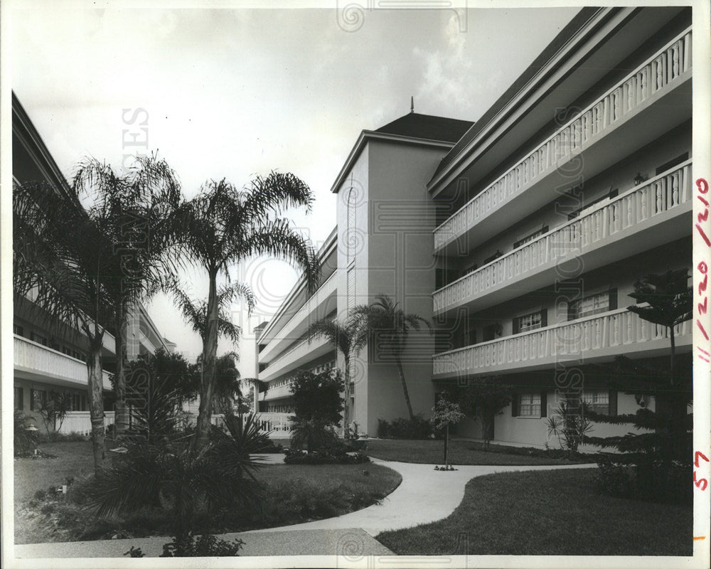 1971 Press Photo Port Bell Air Apartments - Historic Images