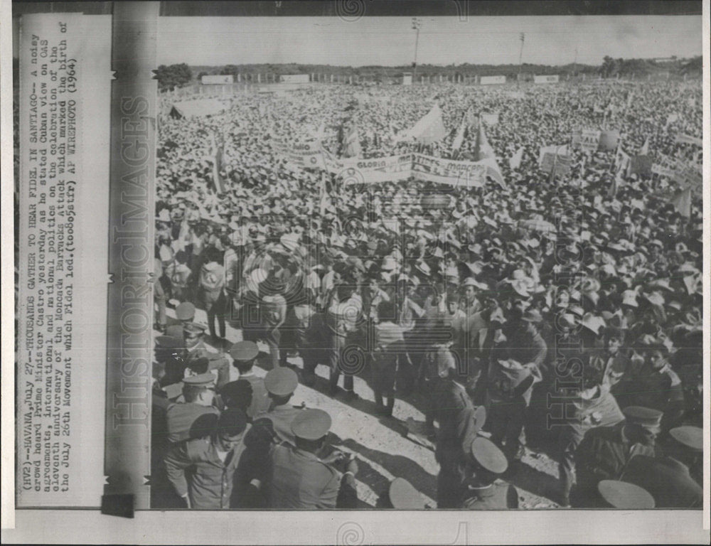 1964 Press Photo noisy crowd Prime Minister Castro Cuba - Historic Images