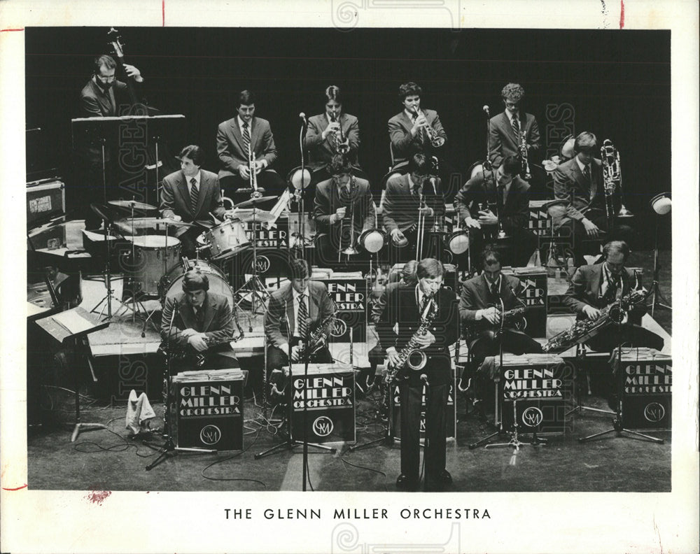 1984 Press Photo Glenn Miller Orchestra - Historic Images