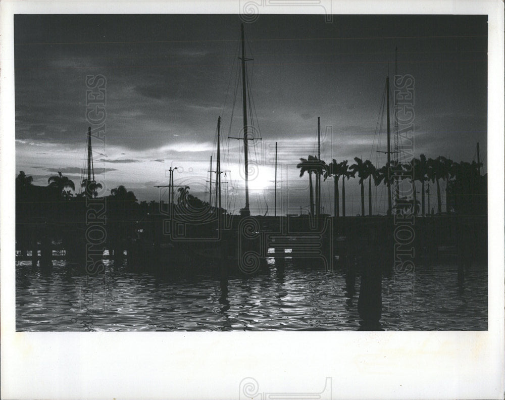 1974 Press Photo Memorial Pier Bradenton Sunset Dock - Historic Images