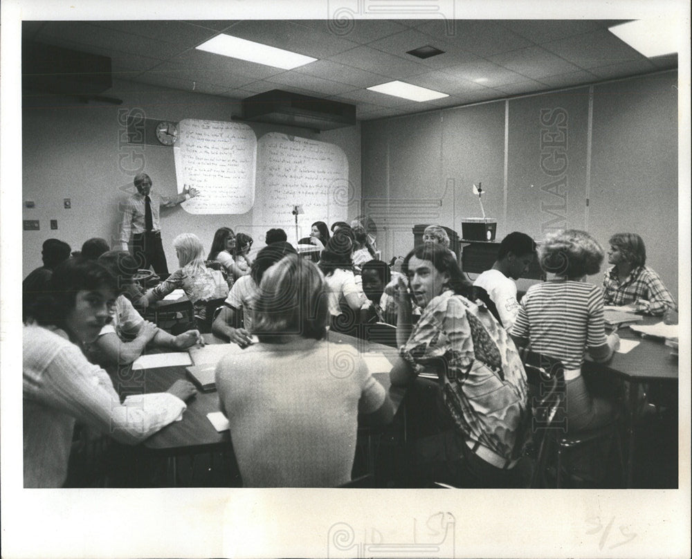 1976 Press Photo Bayshore High School - Historic Images