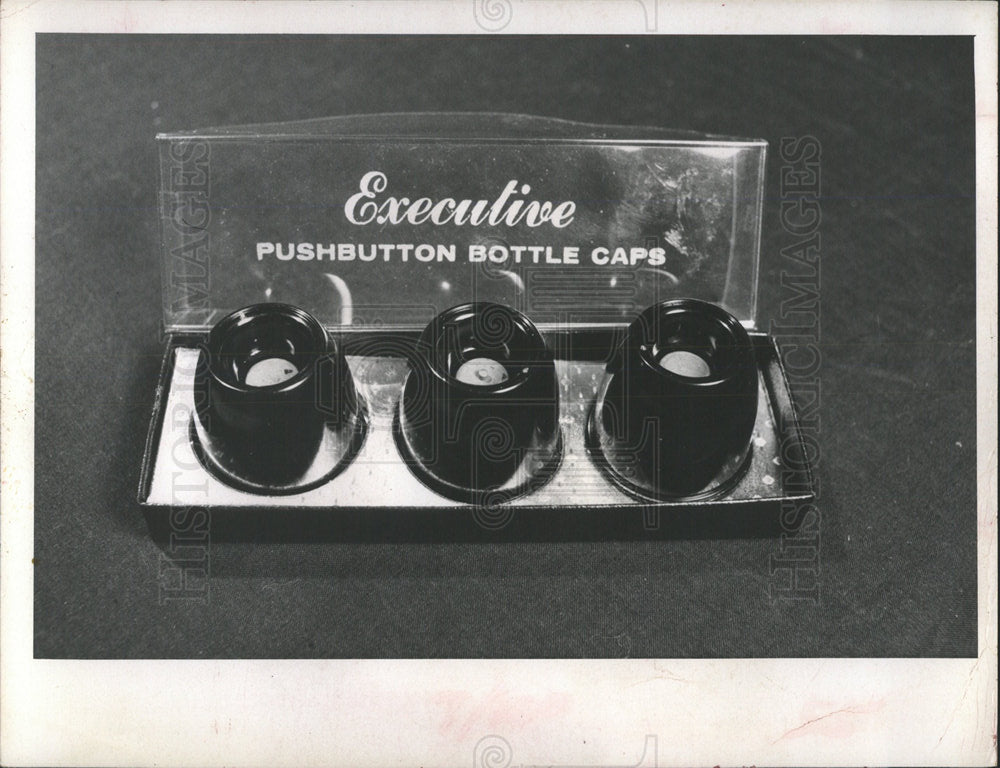 1967 Press Photo Bottle Cap Gadget Drink Ad Product - Historic Images