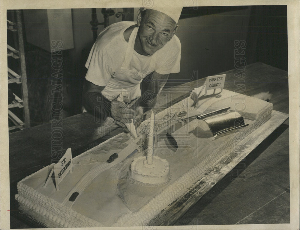 Baker&#39;s cake commemorates Sunshine Skyway Bridge - Historic Images