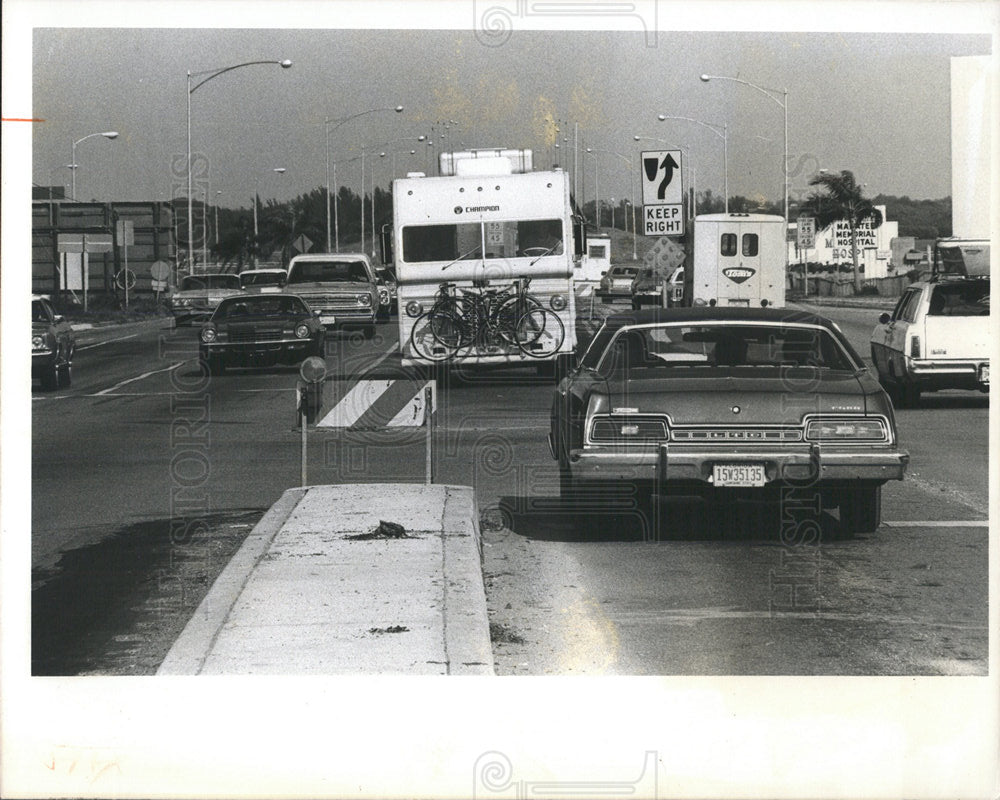 1976 Press Photo Bradenton Florida experiences traffic - Historic Images