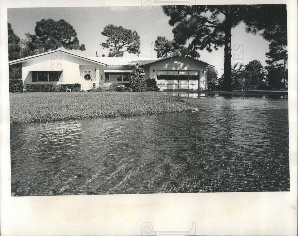 1973 Press Photo Bradenton Street Flooded Water Main - Historic Images