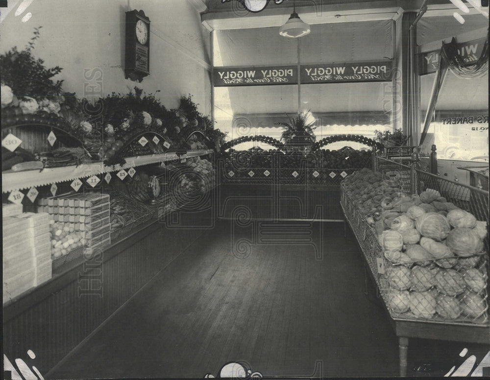 1927 Press Photo Piggly Wiggly Grocery Store Produce - Historic Images