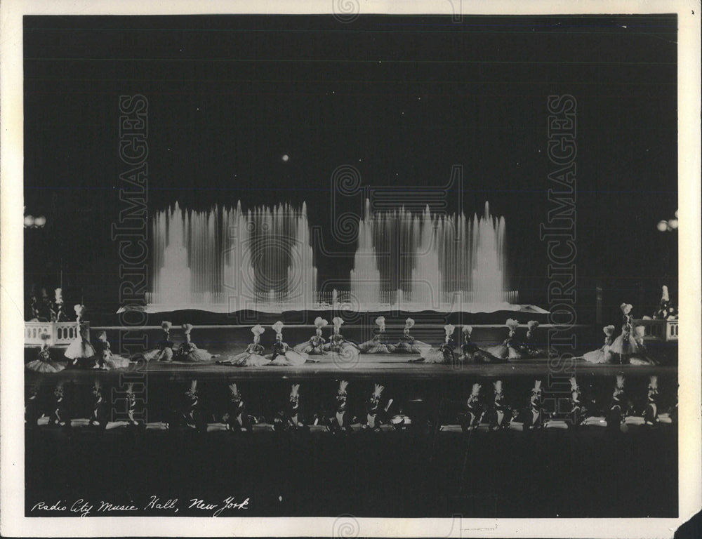 Dancing Waters Radio City Music Hall New York - Historic Images