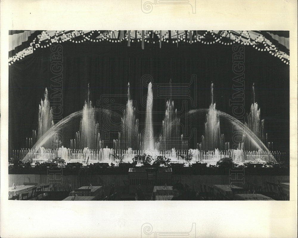 1961 Press Photo Radio City Music Hall Water Show - Historic Images