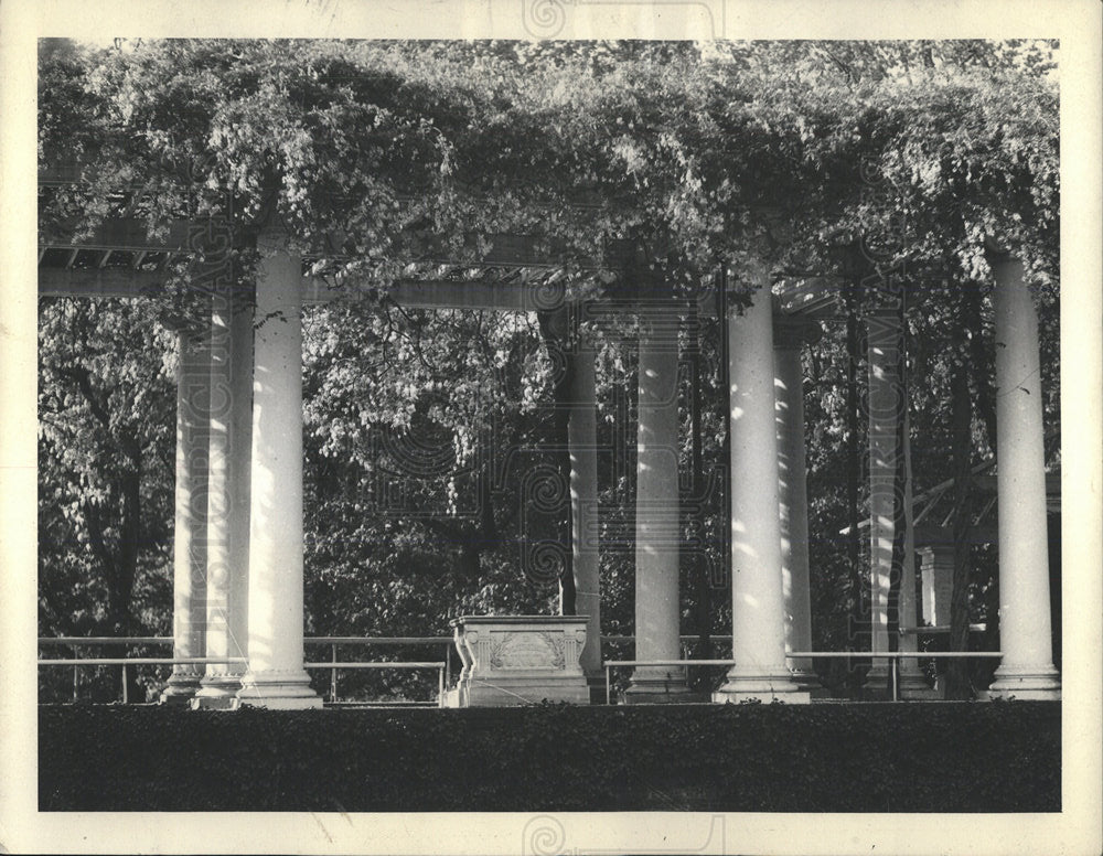 1935 Press Photo Wisteria Glossoms House In Arlington - Historic Images