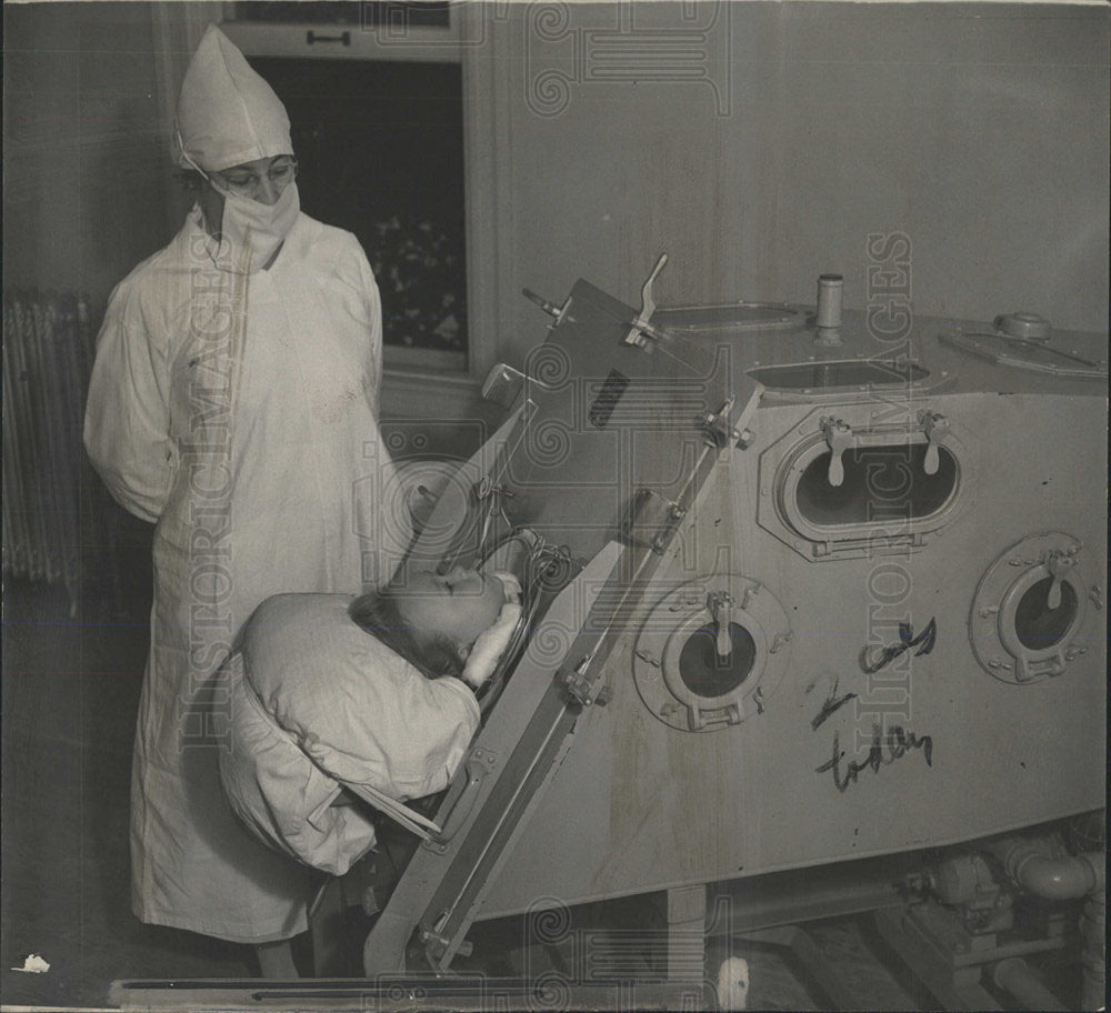 1937 Press Photo Respirometer Denver Hospital - Historic Images