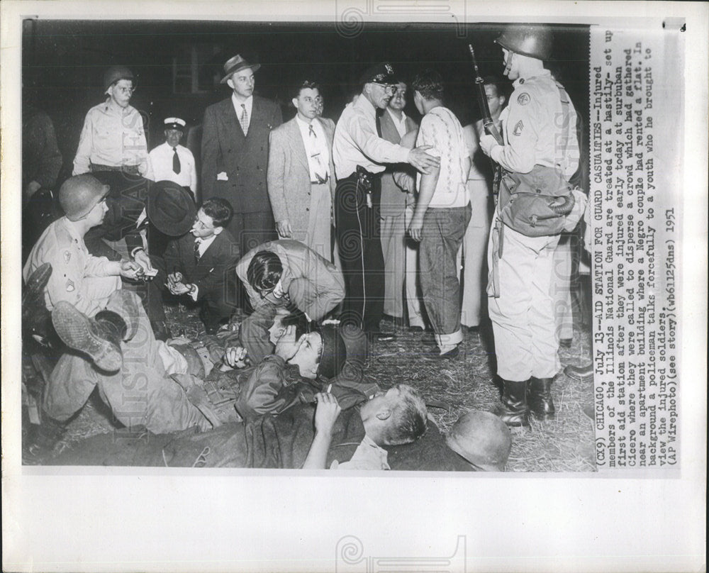 1951 Press Photo Injured Members Illinois NationalGuard - Historic Images