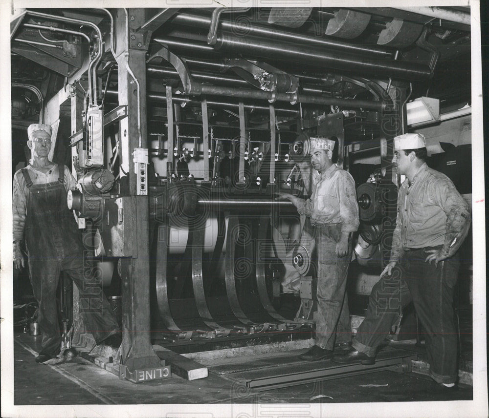 1959 Press Photo Post Press Room Workers - Historic Images