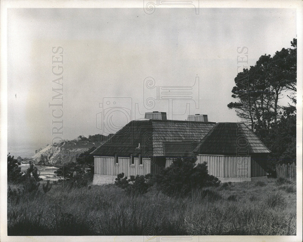 1964 Press Photo House Gualala Mendocino California red - Historic Images