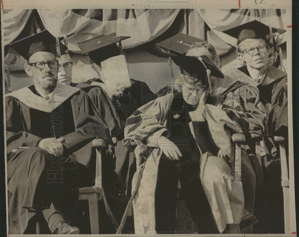 1969 Press Photo California Senior Graduation day March - Historic Images