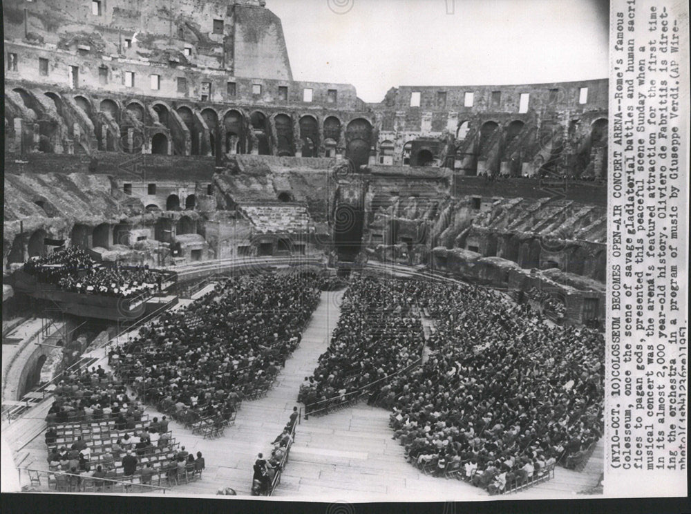 1951 Photo Rome&#39;s Colosseum Becomes Open-Air Concert - Historic Images