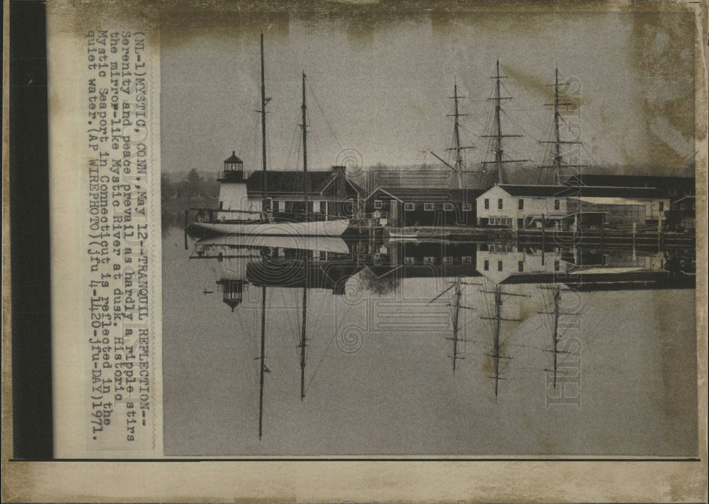 1971 Press Photo Mystic River Seaport Connecticut stirs - Historic Images