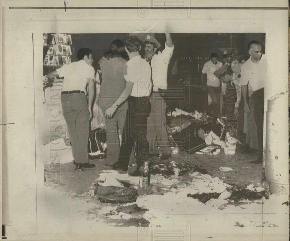 1973 Press Photo Athens Airport transit Arab blood - Historic Images