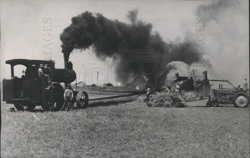 Press Photo Elmo Mahoney  Thomas Avery Steam  Teactor - Historic Images