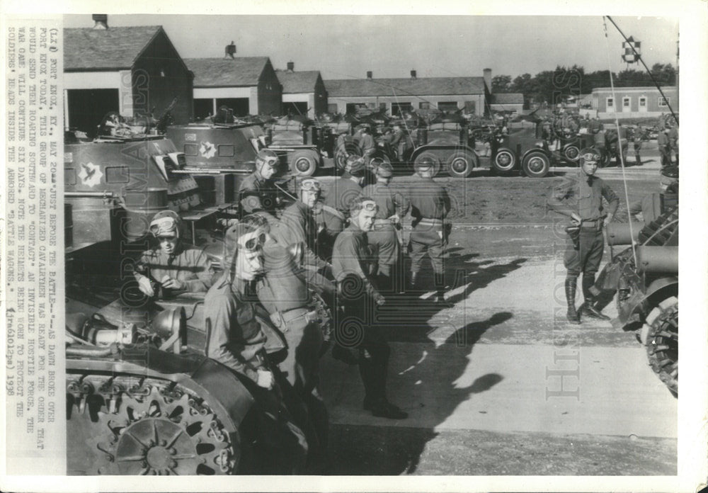 1936 Press Photo Dan Broke Fort Knox Cavalrymen Battle - Historic Images