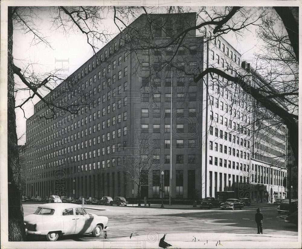 1951 Press Photo Finance Corporation Bldg Washington DC - Historic Images