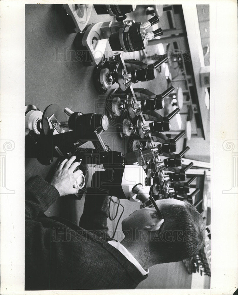 1968 Press Photo Baush Lomb Microscope Biology - Historic Images