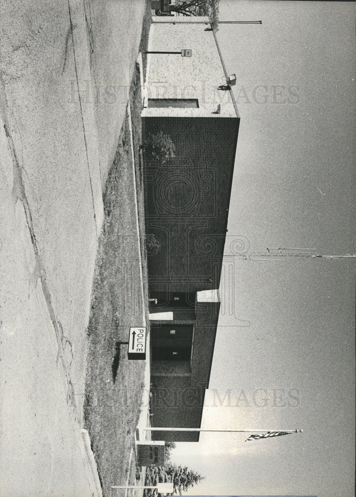 1977 Press Photo Carol Stream Village Hall - Historic Images