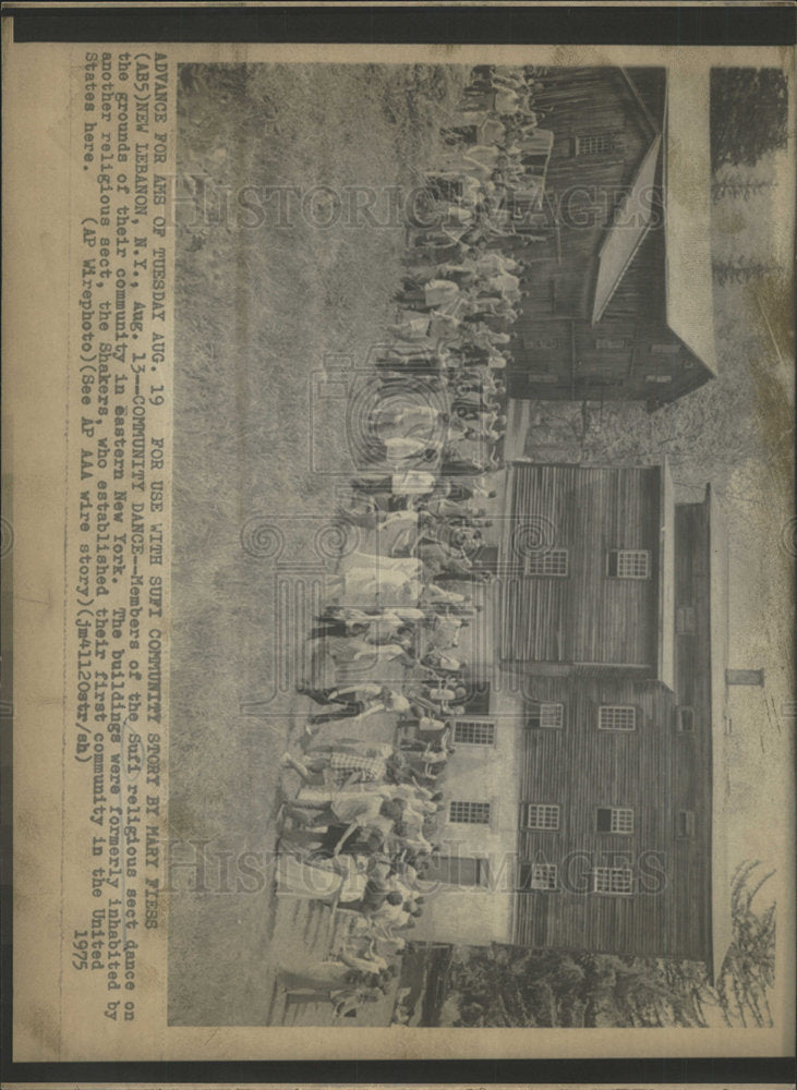 1975 Press Photo Community eastern New York Religious - Historic Images