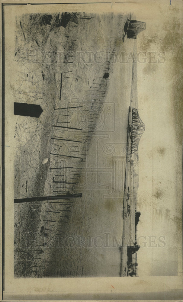 Press Photo Suez Canals In Egypt - Historic Images