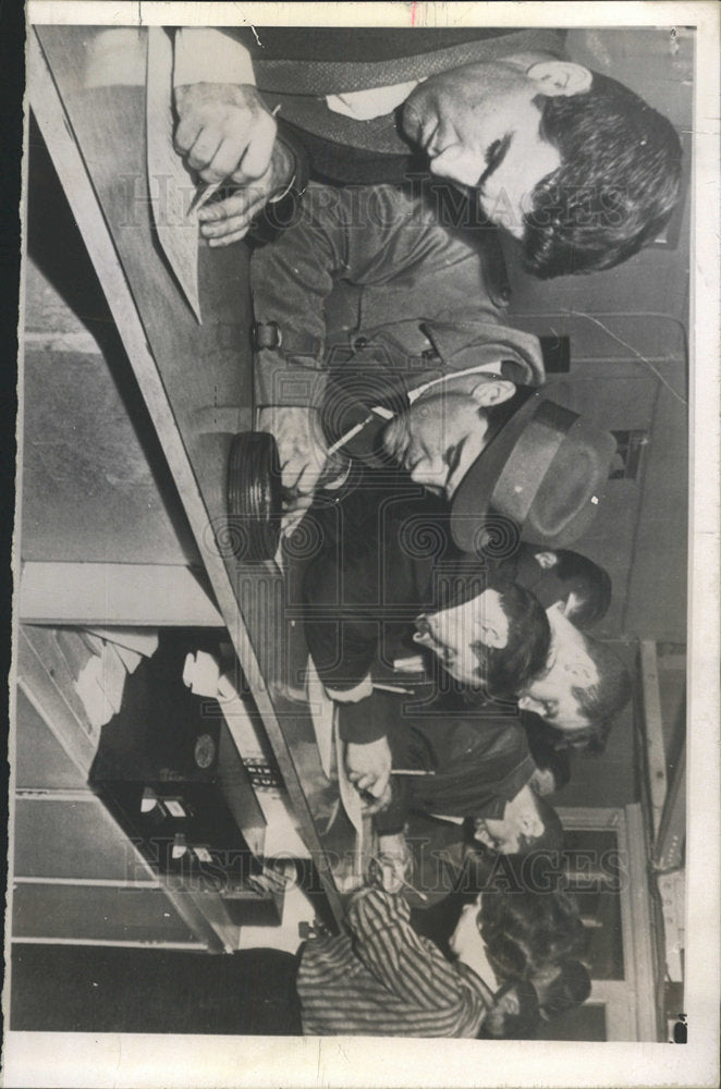 1963 Press Photo Studebaker Plant Hamilton Dozen Ont - Historic Images