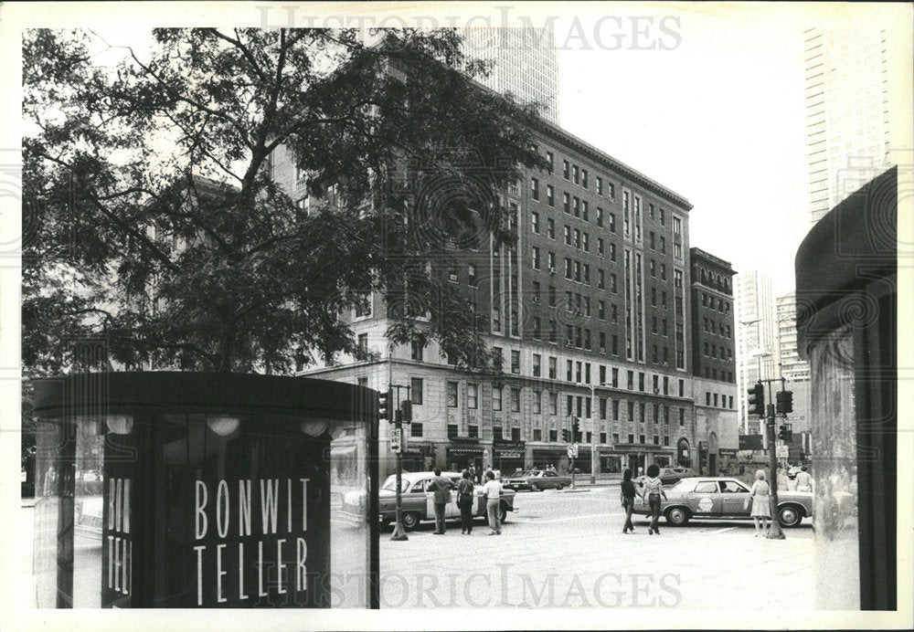 1981 Press Photo Michigan Avenues threatened monumental - Historic Images