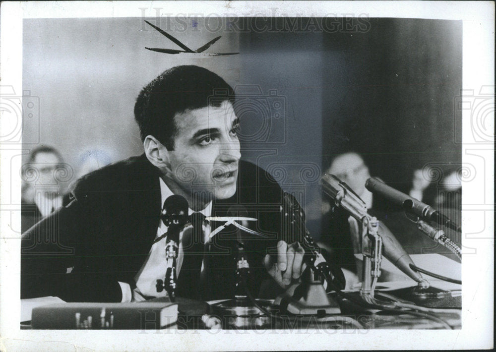 1973 Press Photo Advocate Ralph Nadu Press Conference - Historic Images