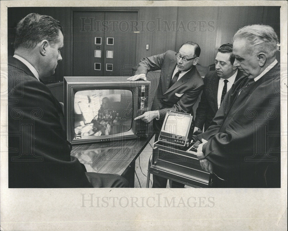1967 Press Photo Sam.Garzia Judge Rashid Court Gioiosa - Historic Images