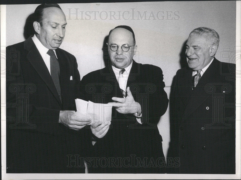 Press Photo John Streltzer, Dr. Joseph Burg and Adolf K - Historic Images