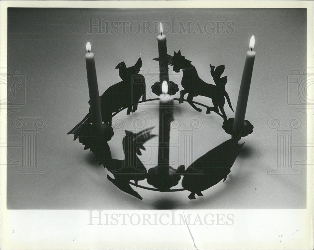 1983 Press Photo Candle holder Latest Fashion Chicago - Historic Images