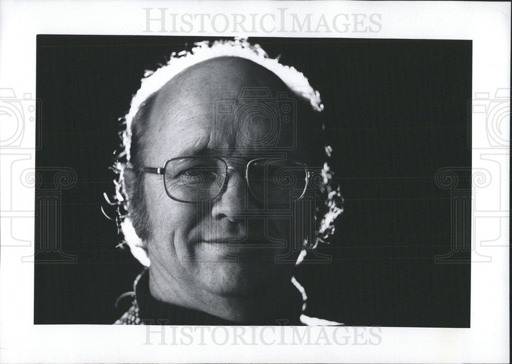 1975 Press Photo Dr Darrell Johnson DU Art Professor - Historic Images