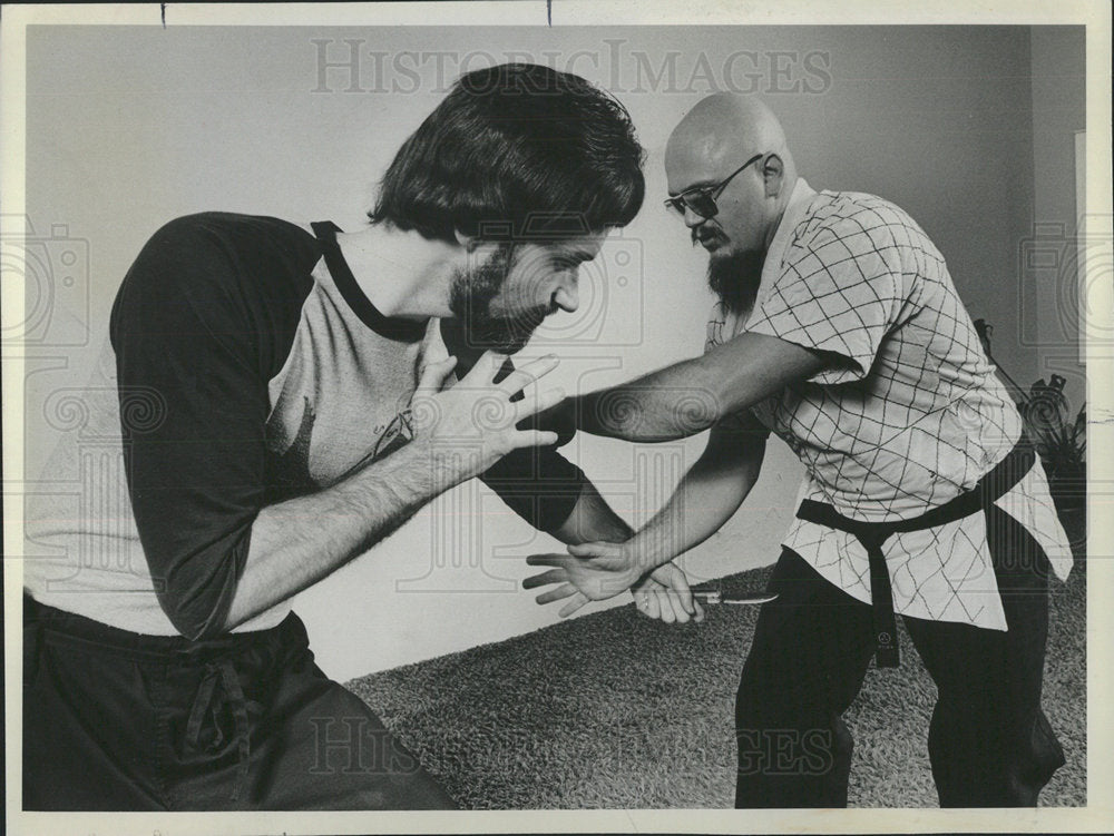 1982 Press Photo Degerberg Academy Martial Arts founder - Historic Images