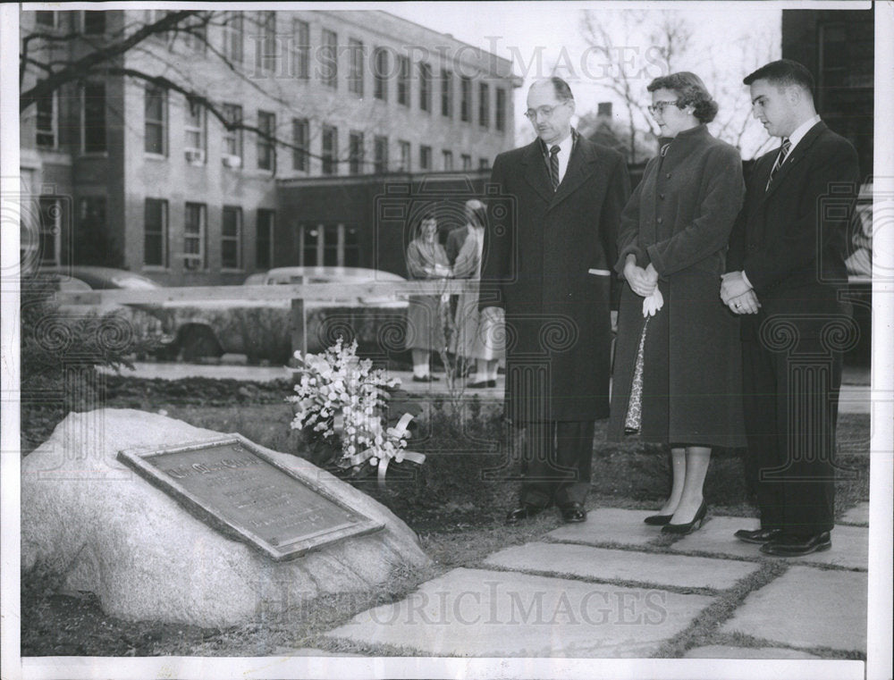 1956 Press Photo University Illinois Henry Gregory - Historic Images