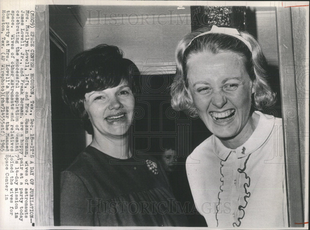 1965 Press Photo Marilyn Lovell and Susan Borman - Historic Images