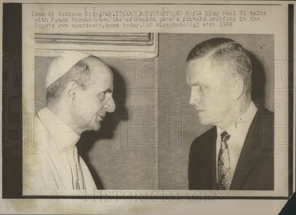 1969 Press Photo Pope Paul Talks With Frank Borman - Historic Images