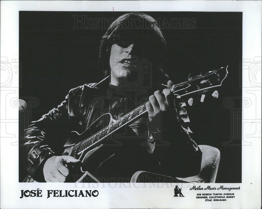 1975 Press Photo Guitarist Feliciano Warehouse Promo - Historic Images