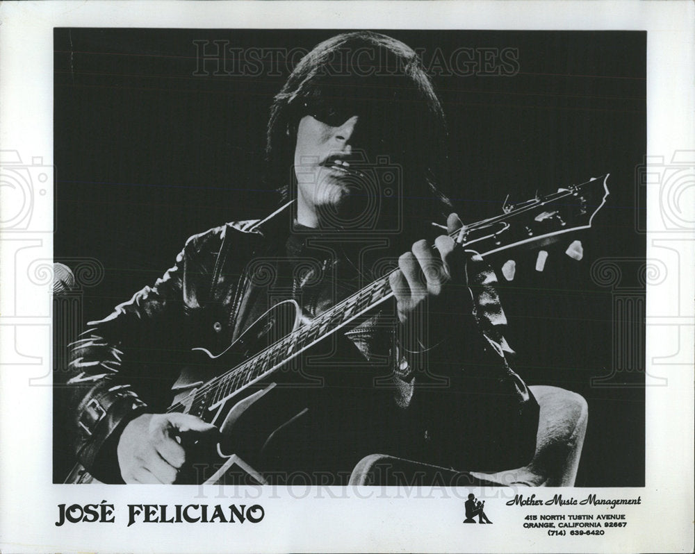 1975 Press Photo Concert Promo Picture Feliciano - Historic Images