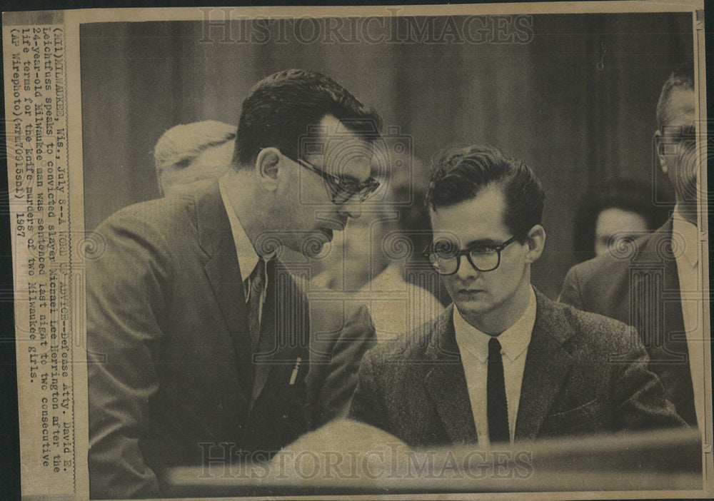 1967 Press Photo Defense Atty. David E. Leichtfuss - Historic Images