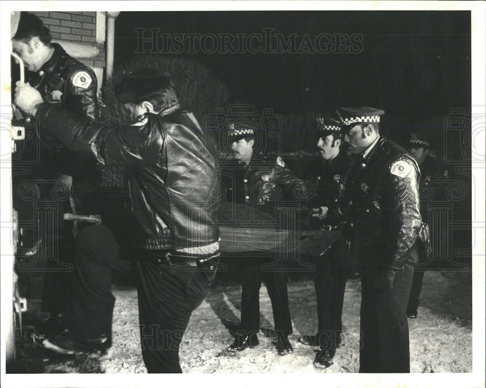 1980 Press Photo Bagardo carbon monoxide survivor lone - Historic Images