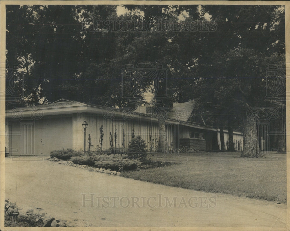 1965 Press Photo home heated cooled plastic coils view - Historic Images