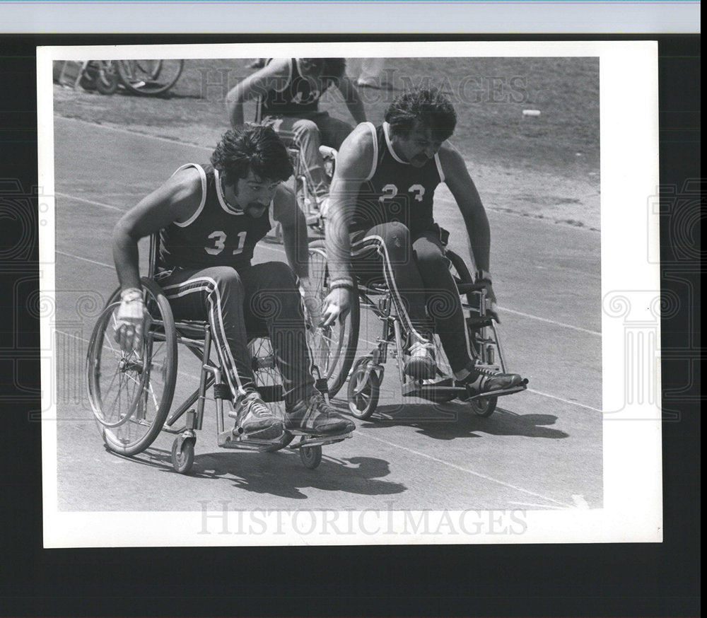 1979 Press Photo paraplegics race wheelchairs - Historic Images