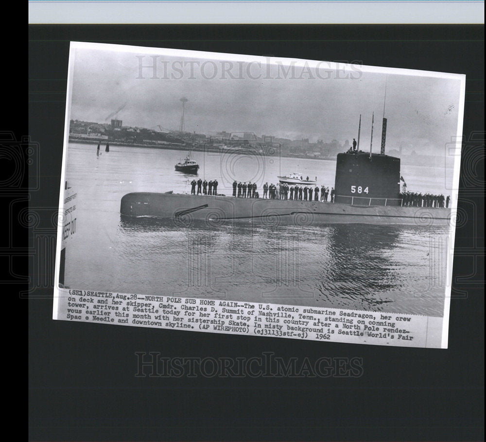 1962 Press Photo U.S. atomic submarine Seadragon crew - Historic Images